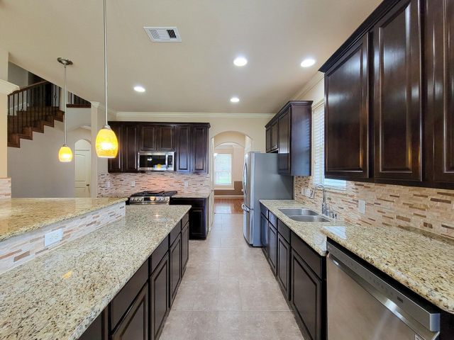 2814 Bay Springs View Court, Richmond, TX 77406