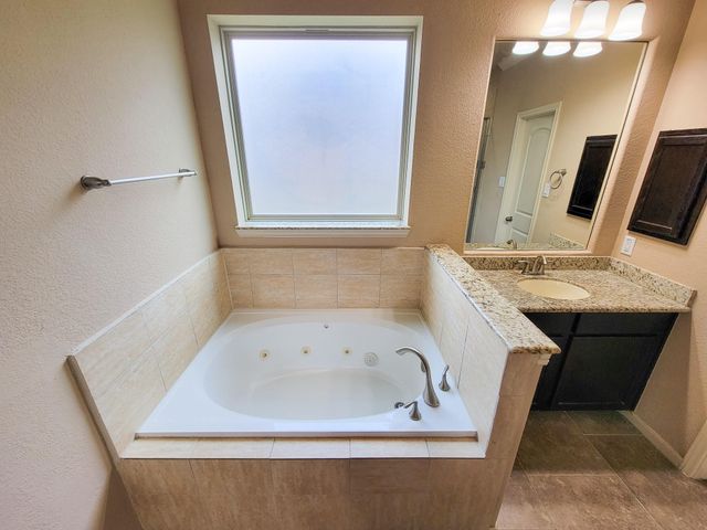 2814 Bay Springs View Court, Richmond, TX 77406