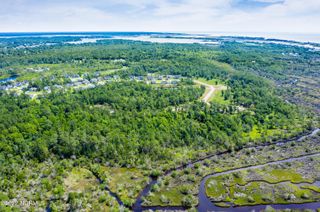 403 Harrison Court, Sneads Ferry, NC 28460