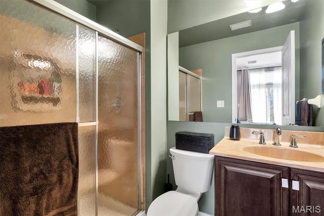 3018 Autumn Shores Drive, Maryland Heights, MO 63043