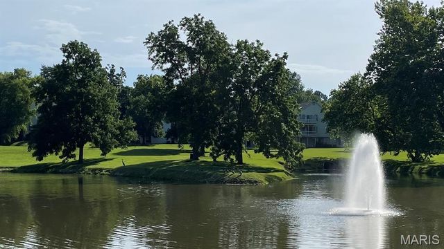 3018 Autumn Shores Drive, Maryland Heights, MO 63043