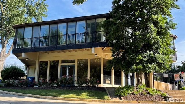 3018 Autumn Shores Drive, Maryland Heights, MO 63043