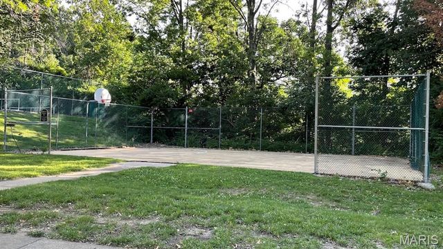 3018 Autumn Shores Drive, Maryland Heights, MO 63043