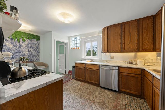 535 N Ashland Avenue, La Grange Park, IL 60526