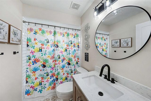 11325 GLENMONT DRIVE, Tampa, FL 33635