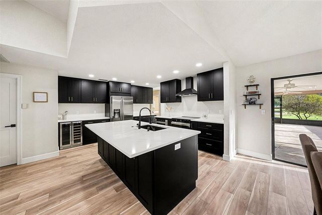 11325 GLENMONT DRIVE, Tampa, FL 33635