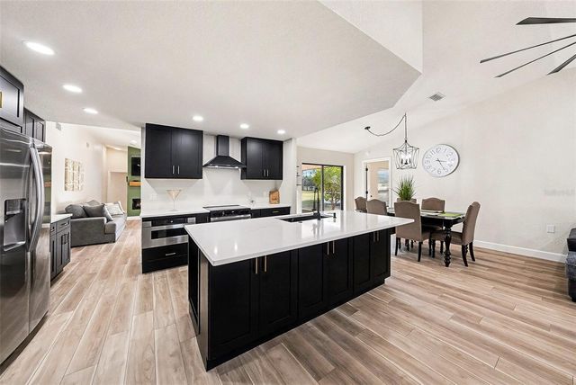 11325 GLENMONT DRIVE, Tampa, FL 33635