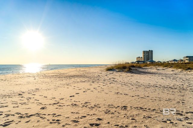 105 E 4th Street 12, Gulf Shores, AL 36542