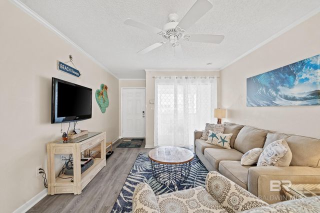 105 E 4th Street 12, Gulf Shores, AL 36542