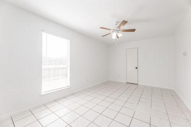 1902 Avenue B, Katy, TX 77493