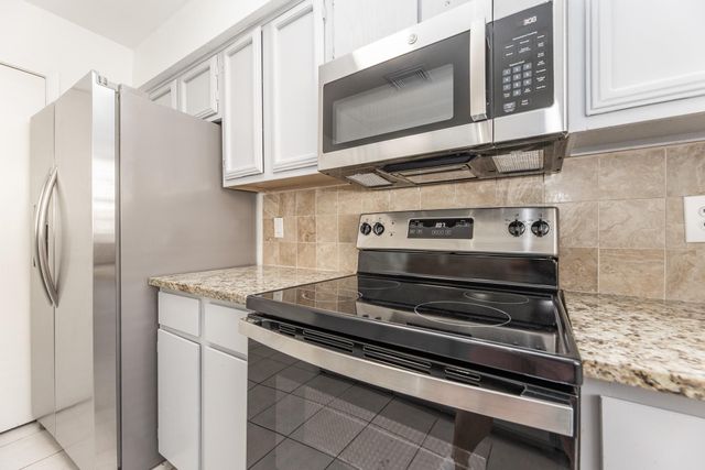 1902 Avenue B, Katy, TX 77493