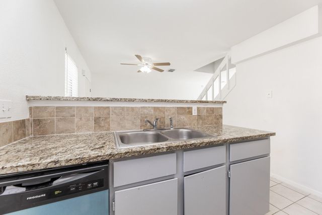 1902 Avenue B, Katy, TX 77493