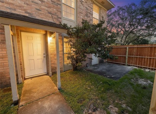 1902 Avenue B, Katy, TX 77493