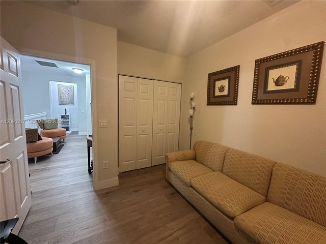 4745 N Grand Cypress Circle N, Coconut Creek, FL 33073