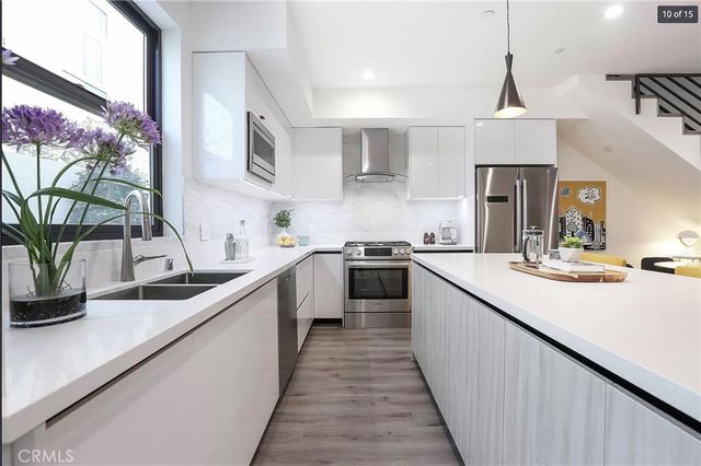 829 N Martel 2, Los Angeles, CA 90046