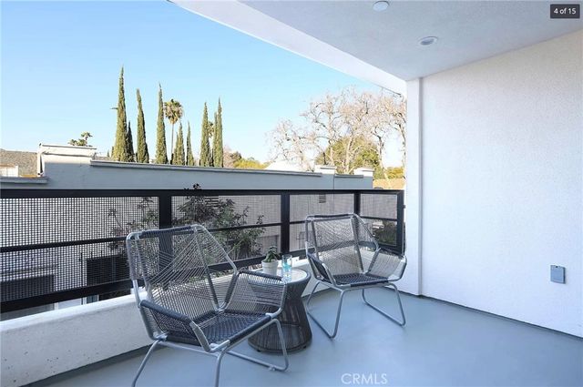 829 N Martel 2, Los Angeles, CA 90046
