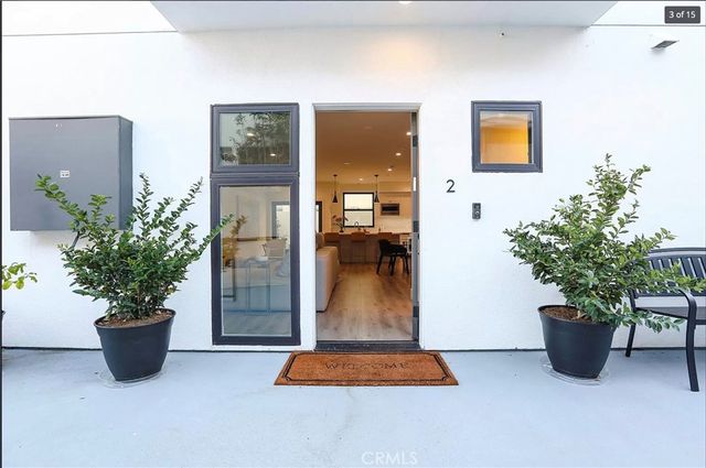 829 N Martel 2, Los Angeles, CA 90046