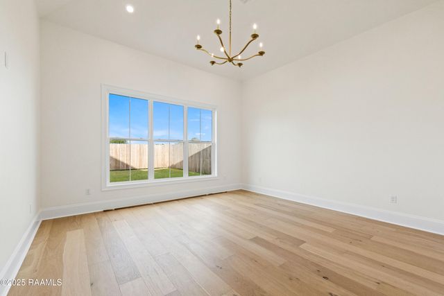 208 Crossbill Drive, Lafayette, LA 70508