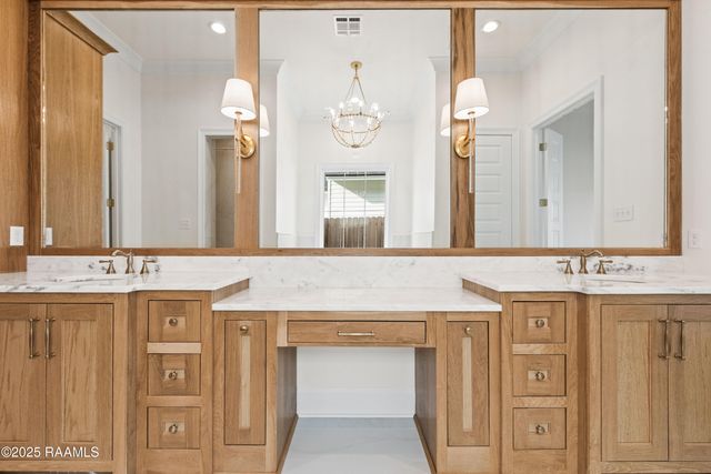 208 Crossbill Drive, Lafayette, LA 70508