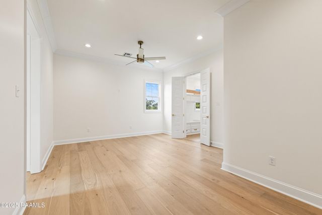 208 Crossbill Drive, Lafayette, LA 70508