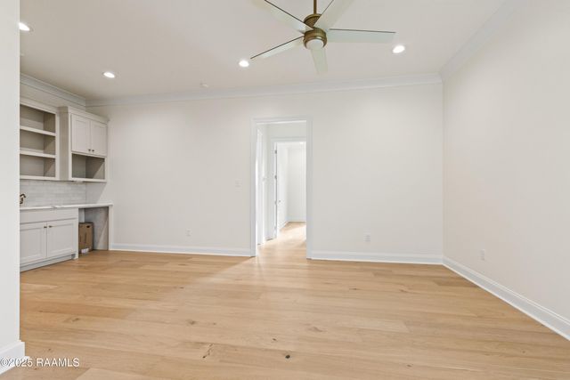 208 Crossbill Drive, Lafayette, LA 70508