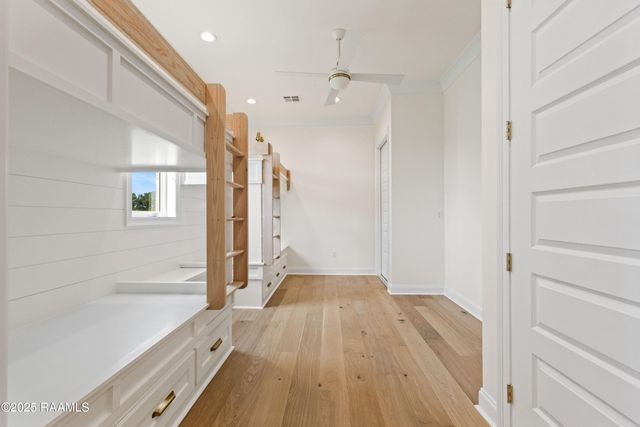 208 Crossbill Drive, Lafayette, LA 70508