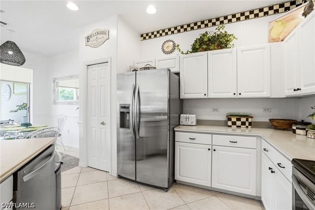 8430 Radcliffe TER 202, Naples, FL 34120