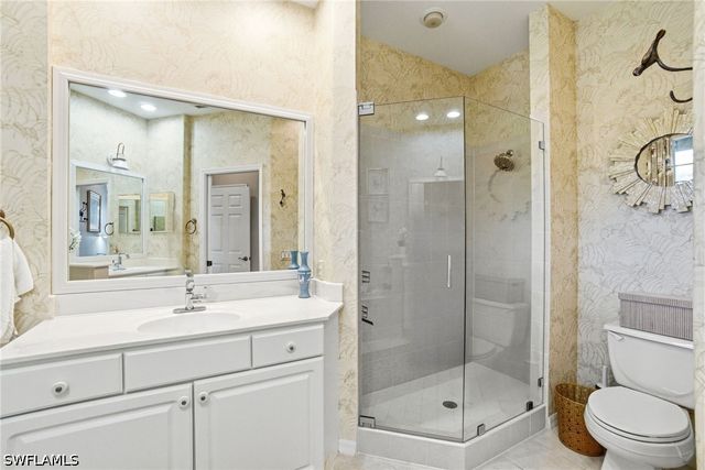 8430 Radcliffe TER 202, Naples, FL 34120