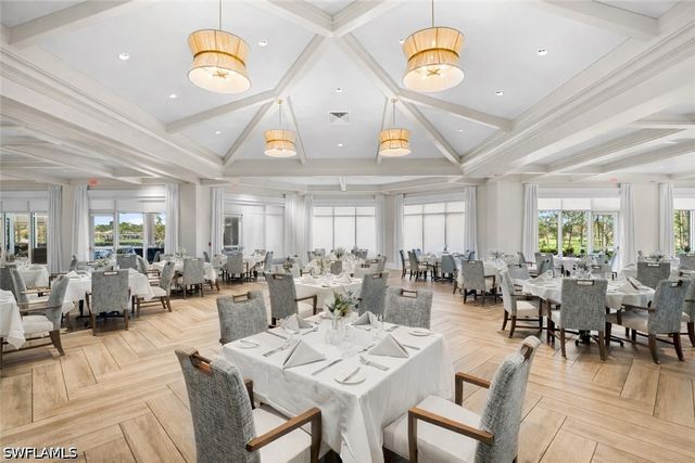 8430 Radcliffe TER 202, Naples, FL 34120