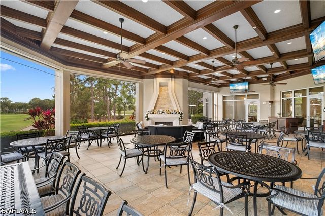 8430 Radcliffe TER 202, Naples, FL 34120