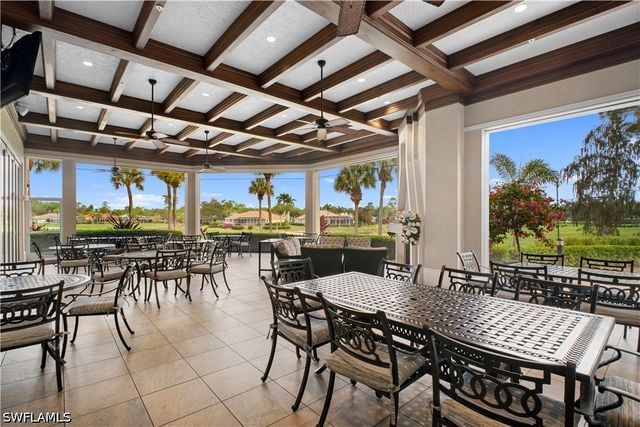 8430 Radcliffe TER 202, Naples, FL 34120
