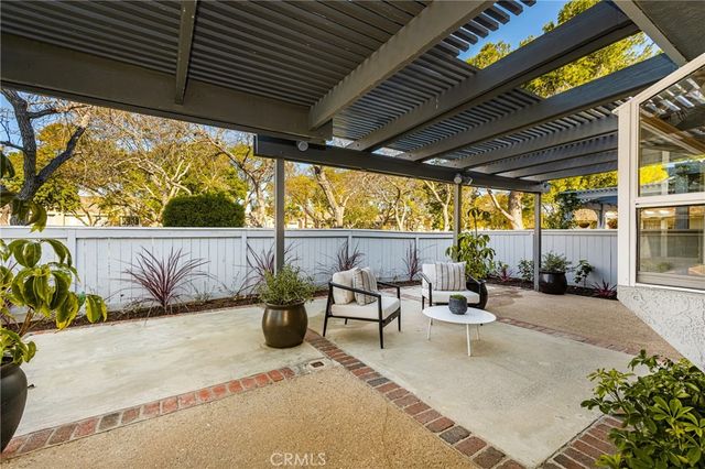 11 Thunder Trail 6, Irvine, CA 92614