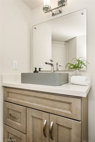 11 Thunder Trail 6, Irvine, CA 92614