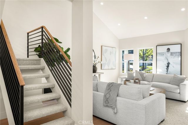 11 Thunder Trail 6, Irvine, CA 92614
