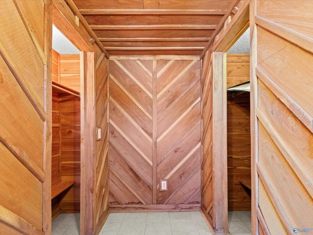 1511 Ready Section Road, Hazel Green, AL 35750