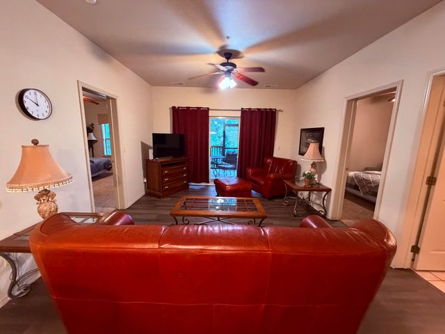 1091 Golf Drive Apt 1, Branson West, MO 65737