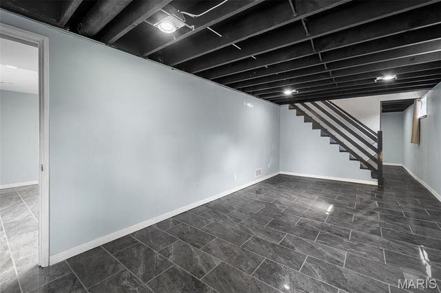 236 Hillcrest Boulevard, Ballwin, MO 63021