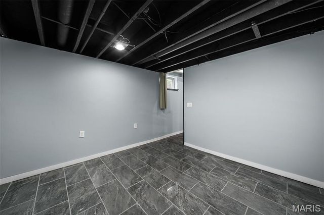 236 Hillcrest Boulevard, Ballwin, MO 63021