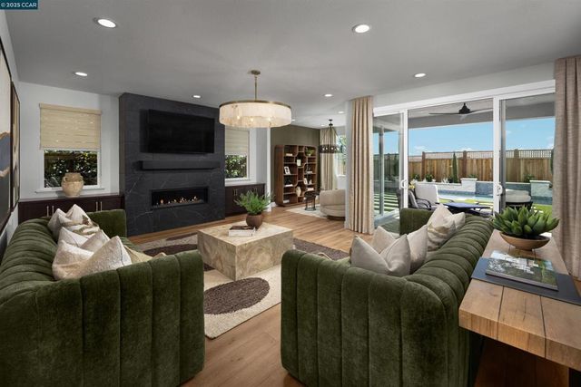 3576 Darnoch Ave., Lathrop, CA 95330