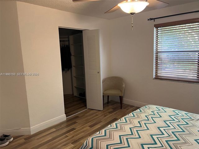 9403 Fontainebleau Blvd 211-21, Miami, FL 33172