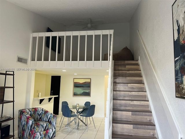 9403 Fontainebleau Blvd 211-21, Miami, FL 33172