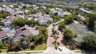 9403 Fontainebleau Blvd 211-21, Miami, FL 33172