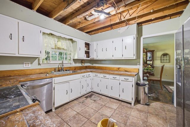 112 Battlefield Circle, Ringgold, GA 30736