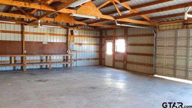 21781 CR 2160, Troup, TX 75789