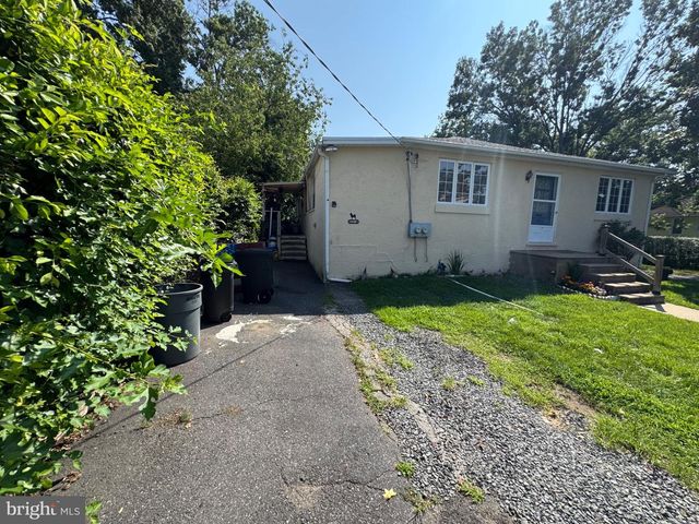 332 FERNWOOD AVE, Folsom, PA 19033