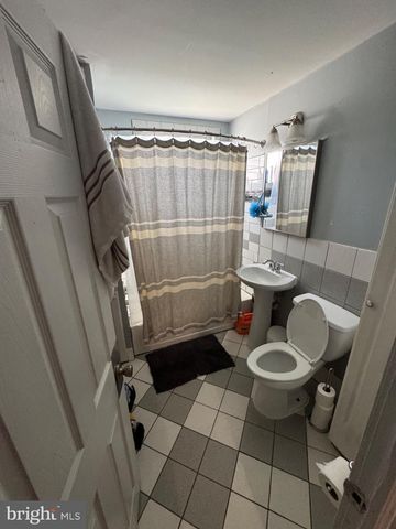 332 FERNWOOD AVE, Folsom, PA 19033
