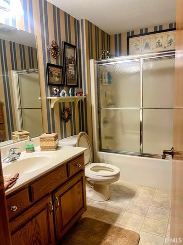 1727 Keystone Drive, Goshen, IN 46526