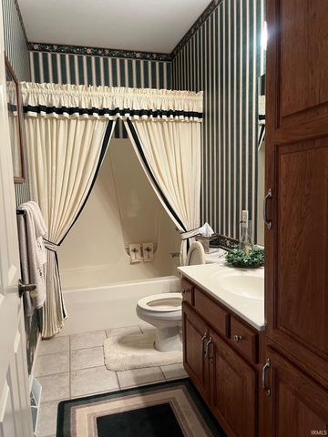 1727 Keystone Drive, Goshen, IN 46526