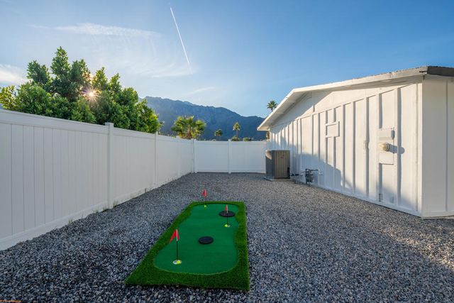 2356 N Blando Road, Palm Springs, CA 92262