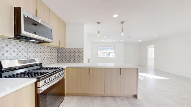 2356 N Blando Road, Palm Springs, CA 92262